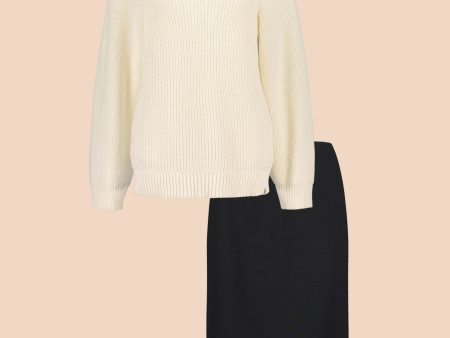 V-Neck Jumper & Comfy Pencil Skirt -pakkaus Supply