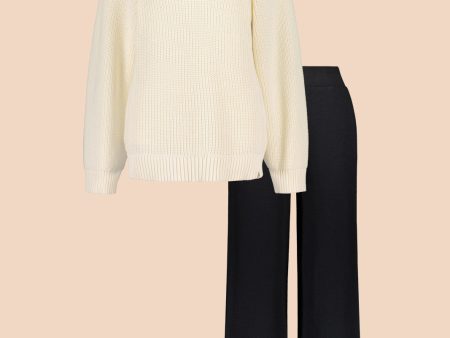 V-Neck Jumper & Everyday Culottes -pakkaus Discount