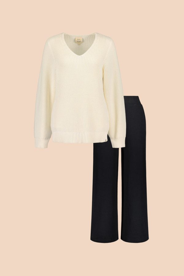 V-Neck Jumper & Everyday Culottes -pakkaus Discount