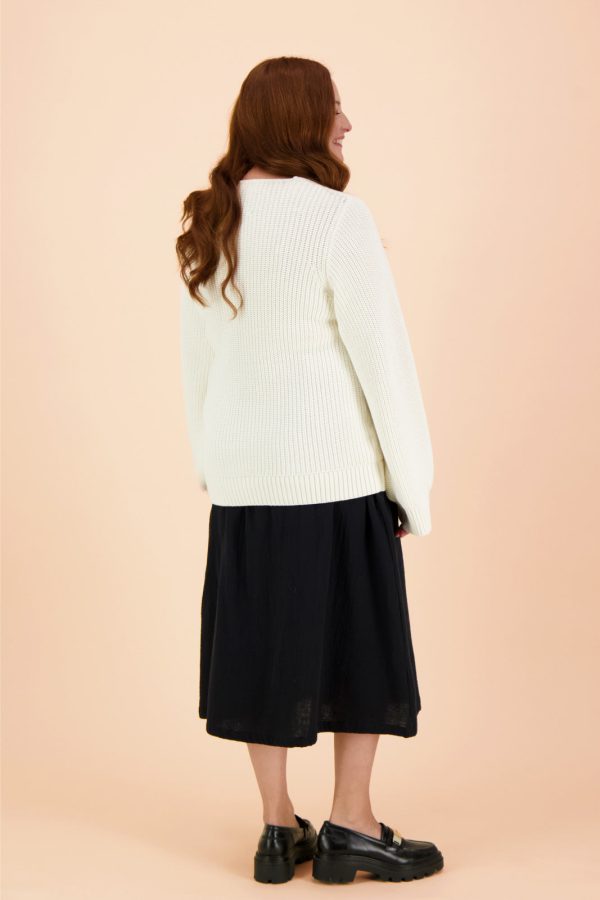 V-Neck Jumper & Comfy Pencil Skirt -pakkaus Supply